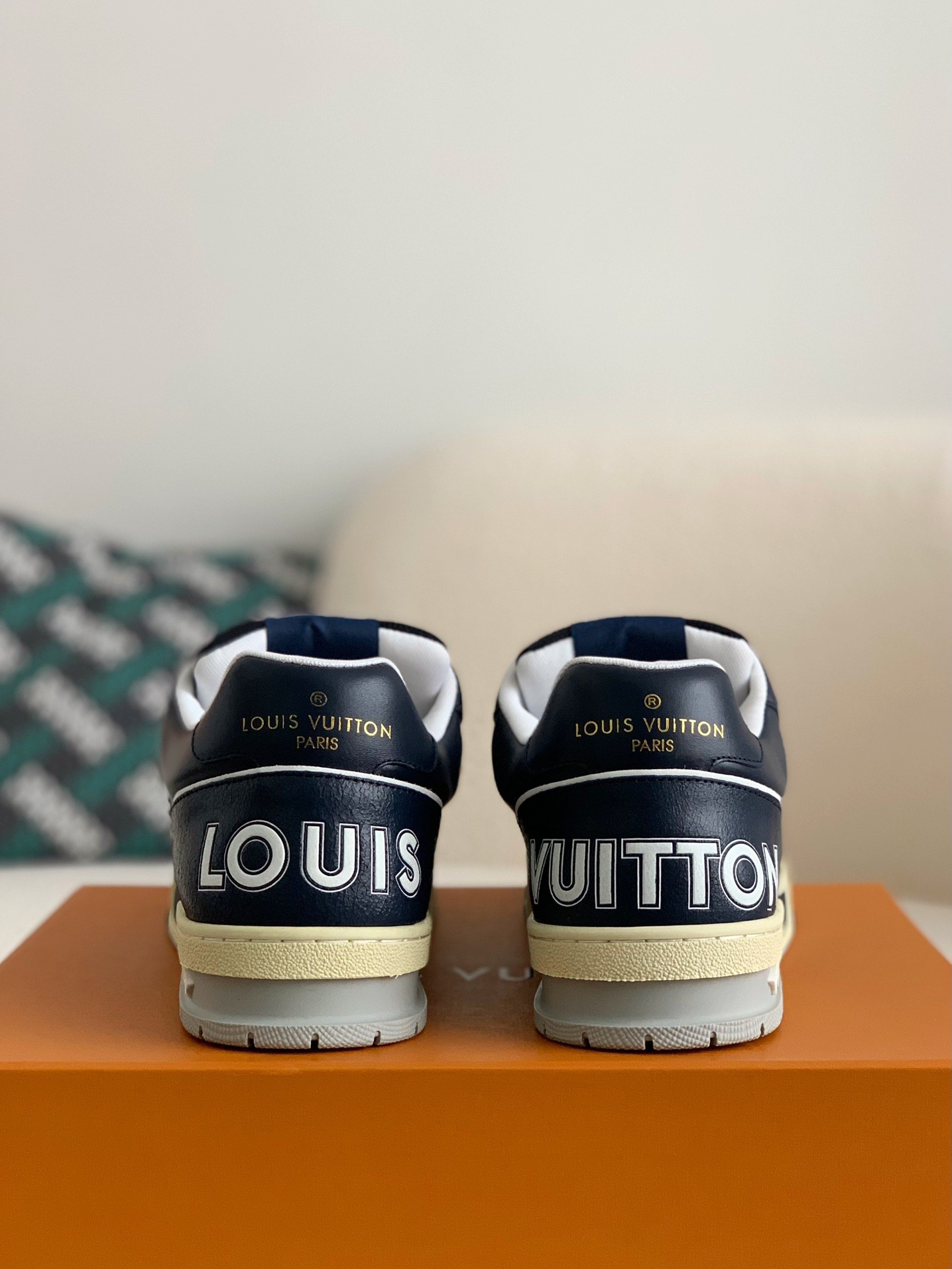 「#32」LOUIS VUITTON TRAINER 1A98UX Sneakers Fall/Winter - 图片 5