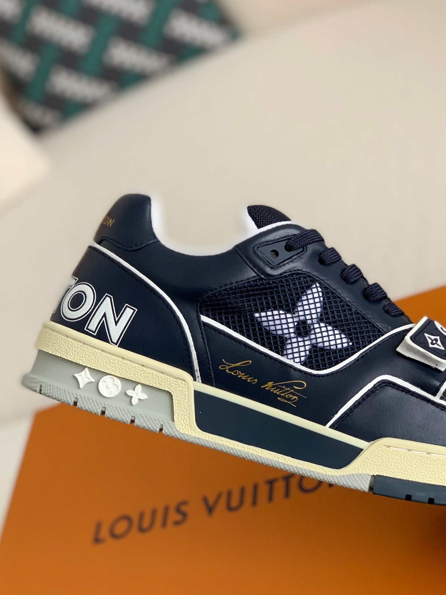 「#32」LOUIS VUITTON TRAINER 1A98UX Sneakers Fall/Winter - 图片 6