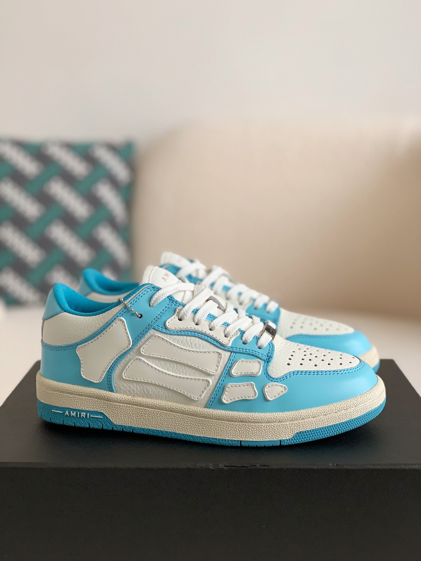 「#51」Amiri Bone Sneakers - 图片 2