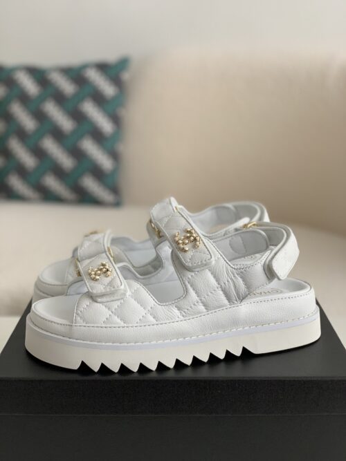 「#107」Chanel Sandals