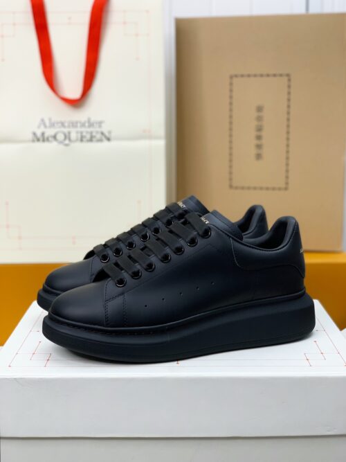 「#153」Alexander McQueen versatile Sneakers