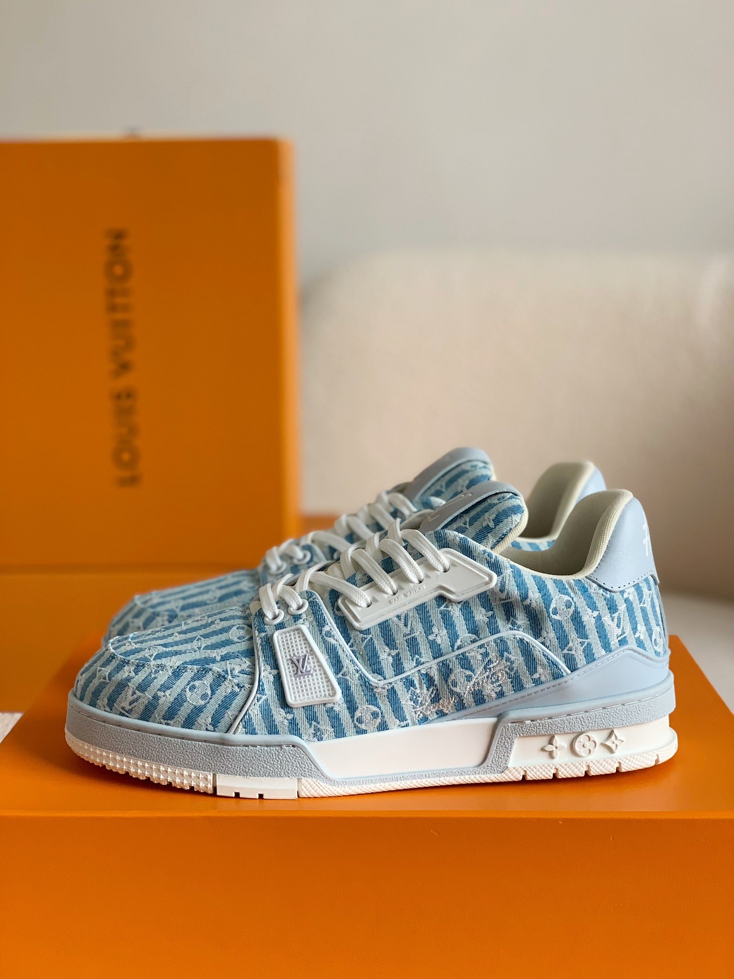 「#82」LOUIS VUITTON TRAINER SNEAKERS