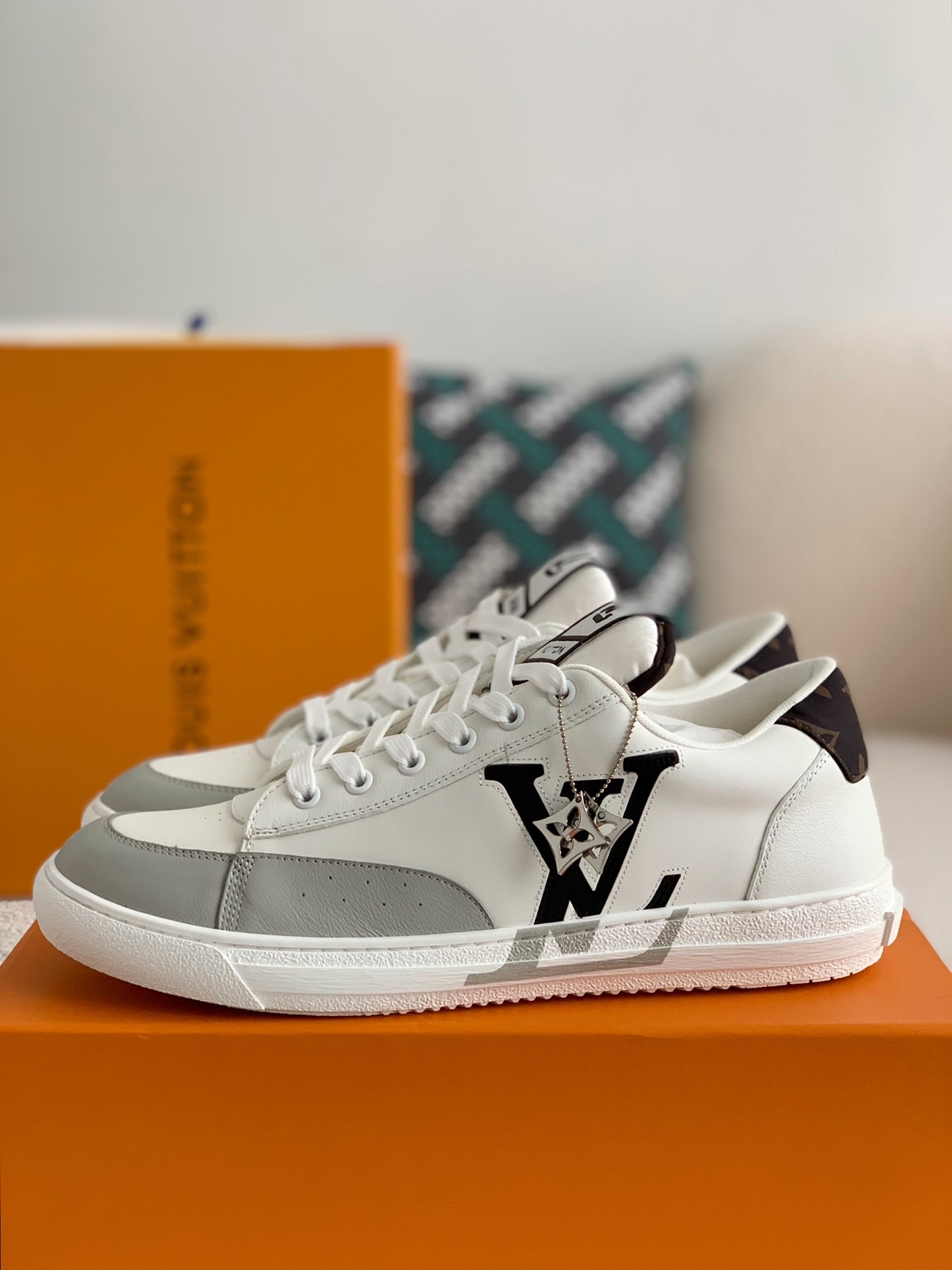 「#239」LOUIS VUITTON CHARLIE