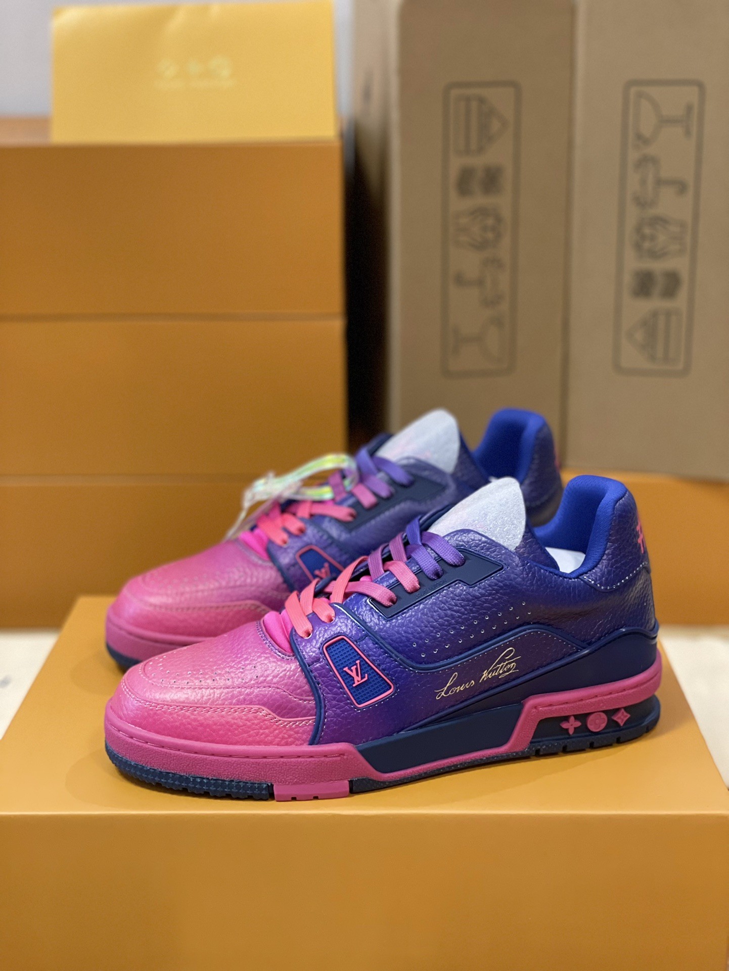 「#197」LOUIS VUITTON TRAINER MS0119 Sneakers