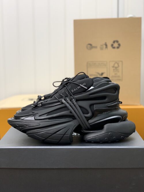 「#299」BALMAIN sneakers
