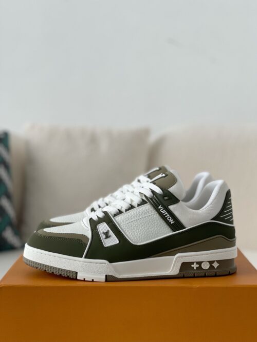「#572」LOUIS VUITTON TRAINER Sneakers