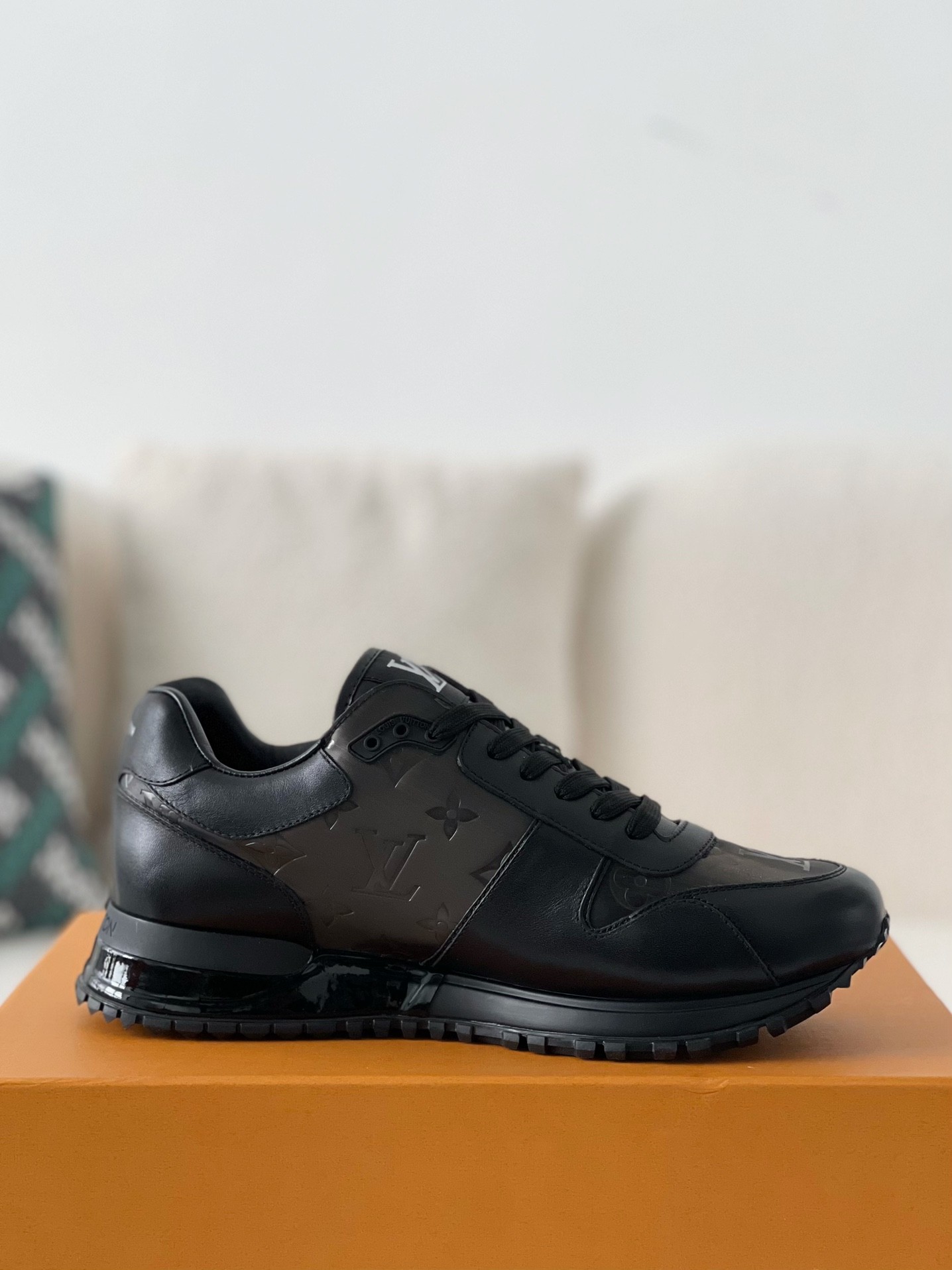 「#570」LOUIS VUITTON Run Away - 图片 4