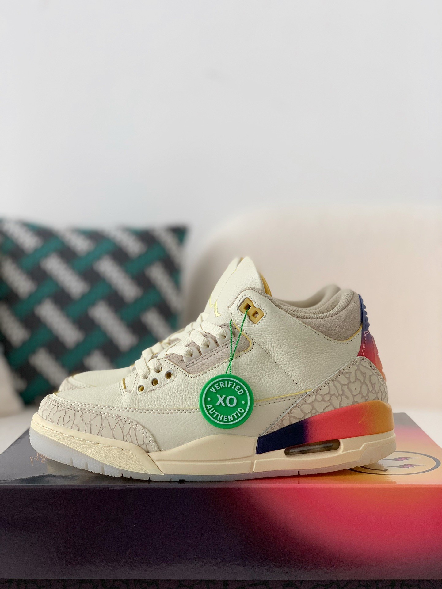 「#636」J Balvin × Jordan Air Jordan 3 Retro SP "Medellín Sunset"