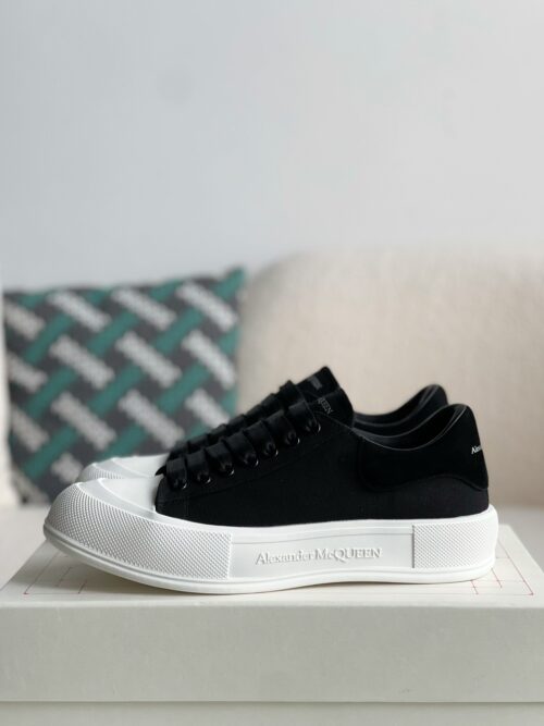 「#931」Alexander McQueen versatile Sneakers