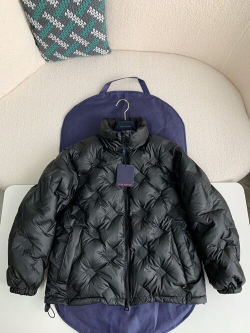 「#933」LOUIS VUITTON LOGO Down Jacket