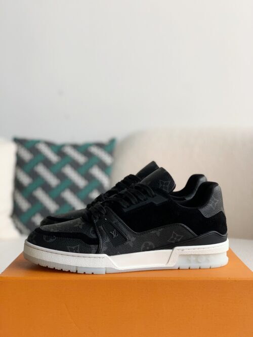 「#1017」LOUIS VUITTON TRAINER