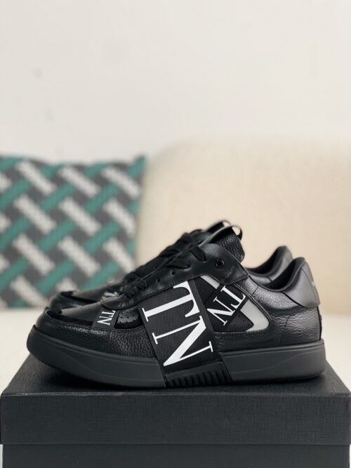 「#1033」Valentino sneakers
