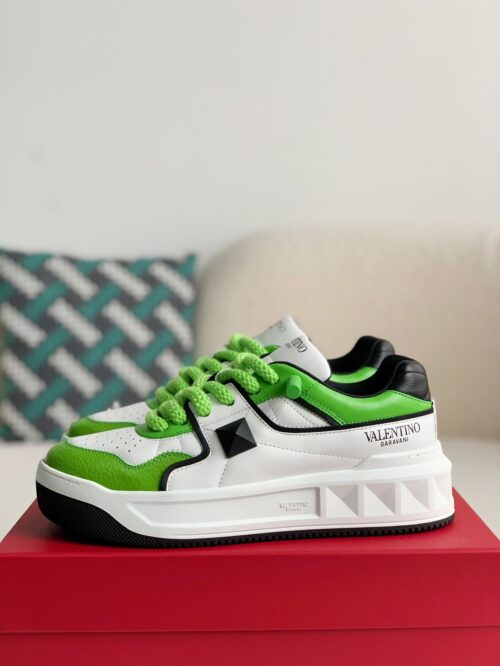「#1255」Valentino One Stud Sneakers