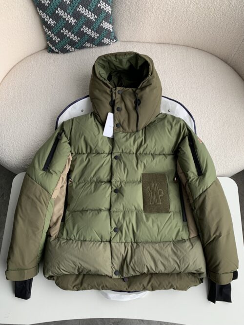 「#1384」MONCLER DOWN JACKET