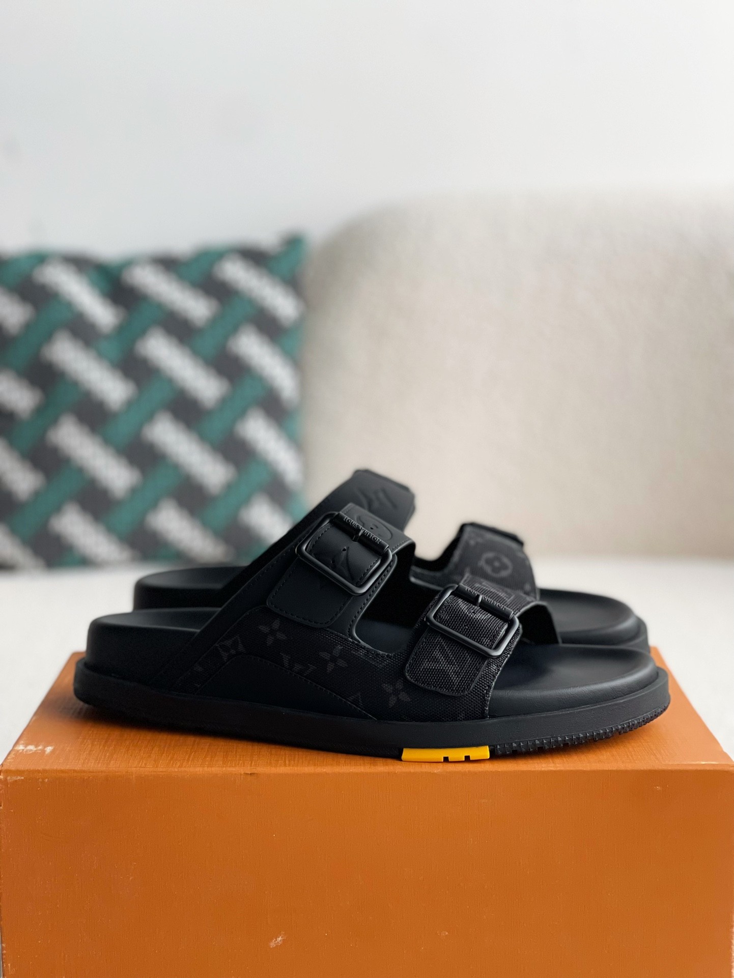 「#1466」LOUIS VUITTON MIAMI MULE - 图片 2