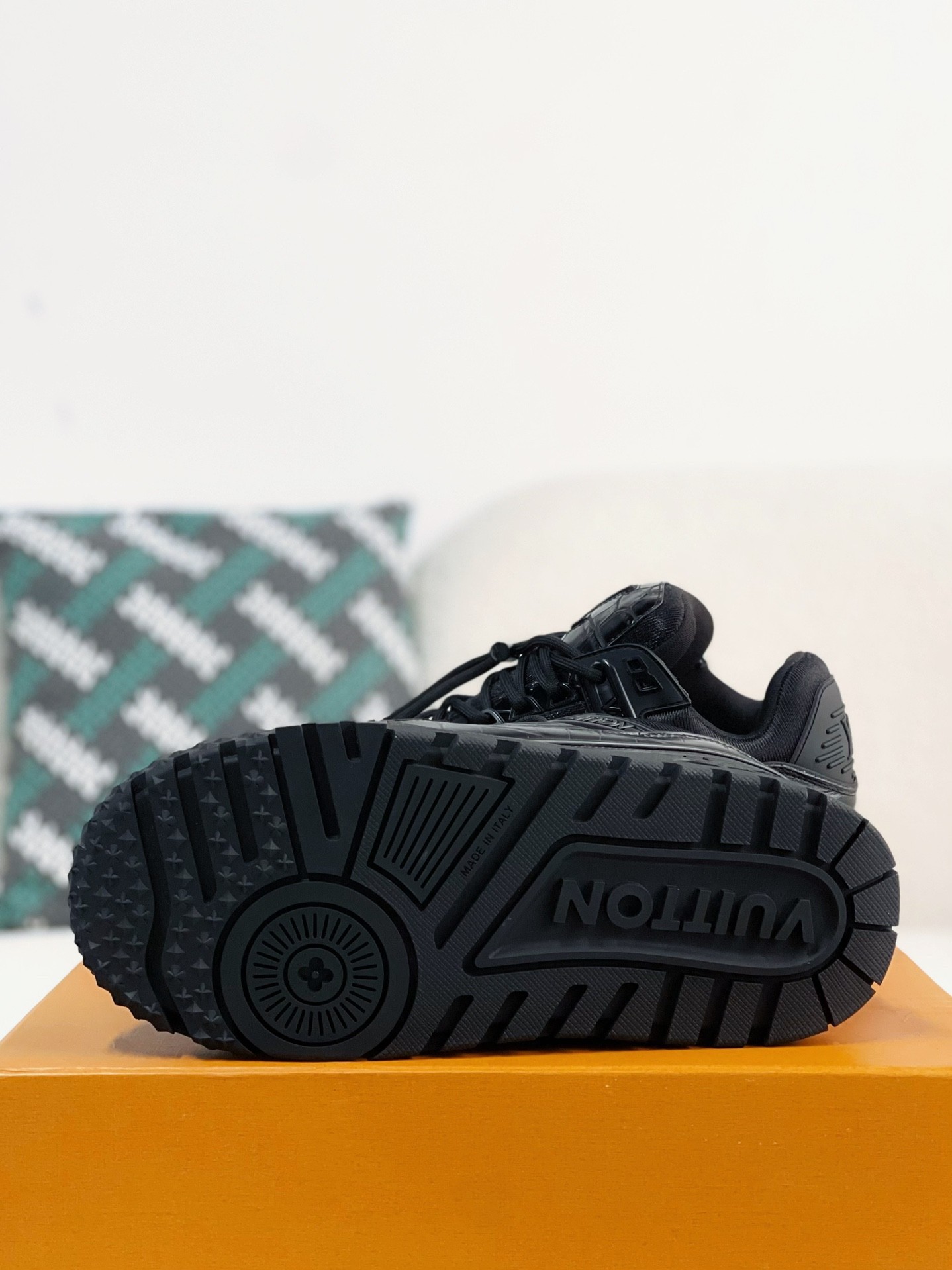 「#1573」LOUIS VUITTON TRAINER MAXI SNEAKERS - 图片 5