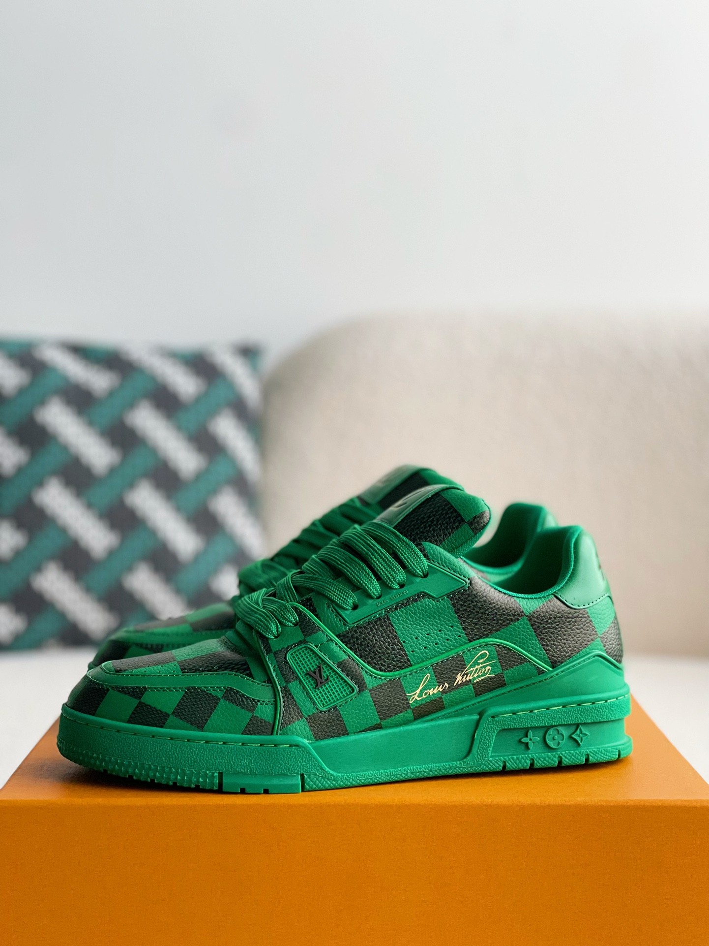 「#1663」LOUIS VUITTON TRAINER MAXI SNEAKERS
