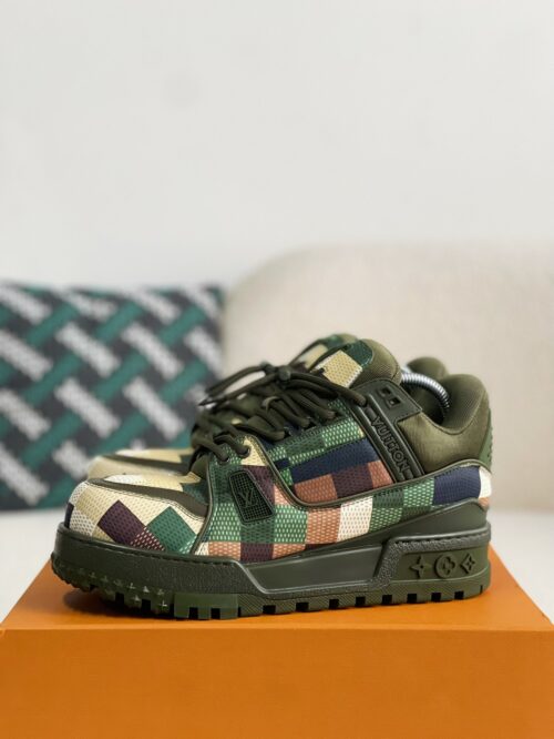 「#1670」LOUIS VUITTON TRAINER MAXI SNEAKERS