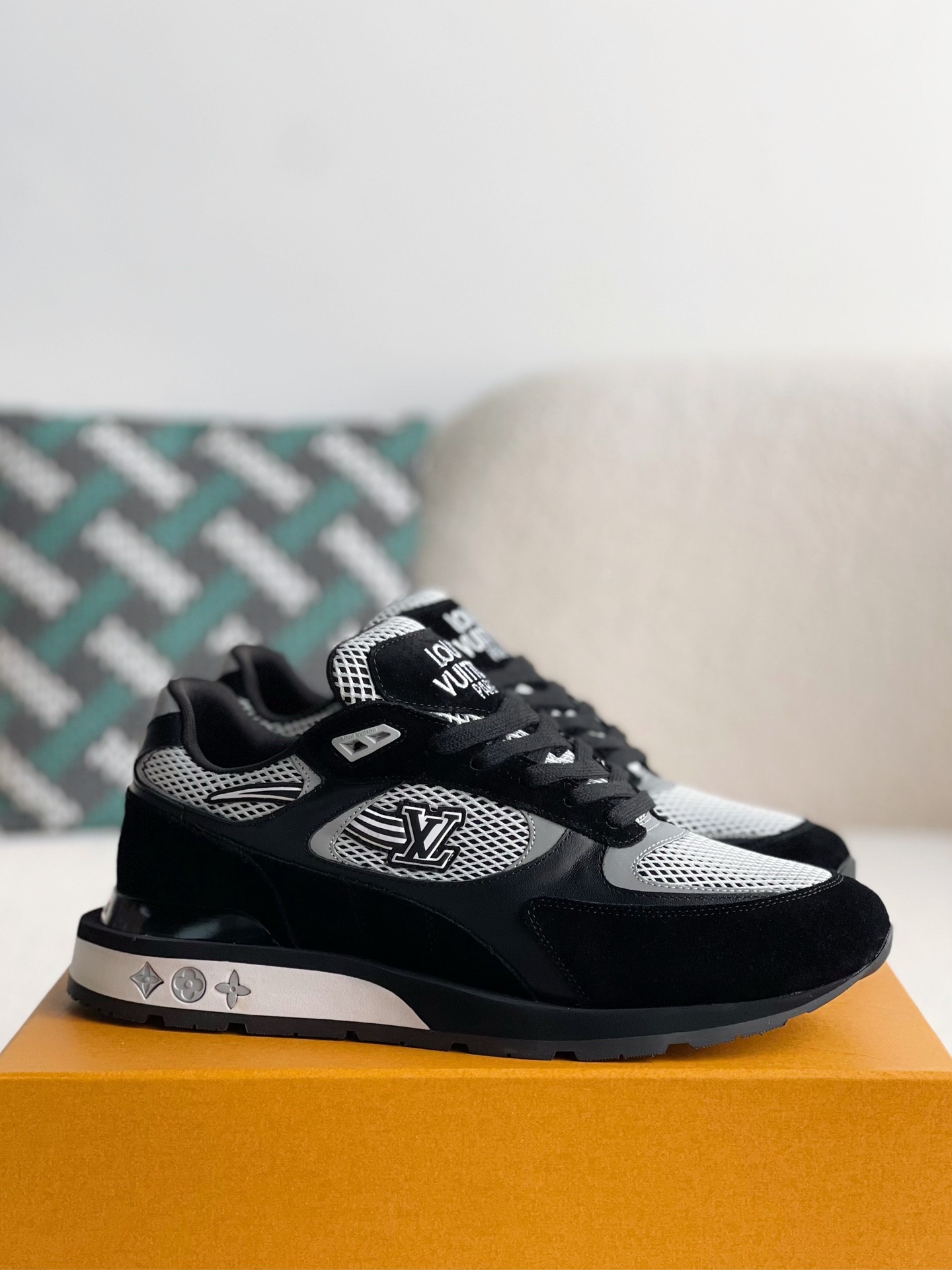 「#1748」LOUIS VUITTON SNEAKERS - 图片 2