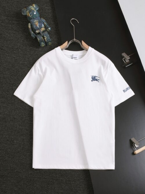 「#1750」Burberry Men’s war horse T-shirt