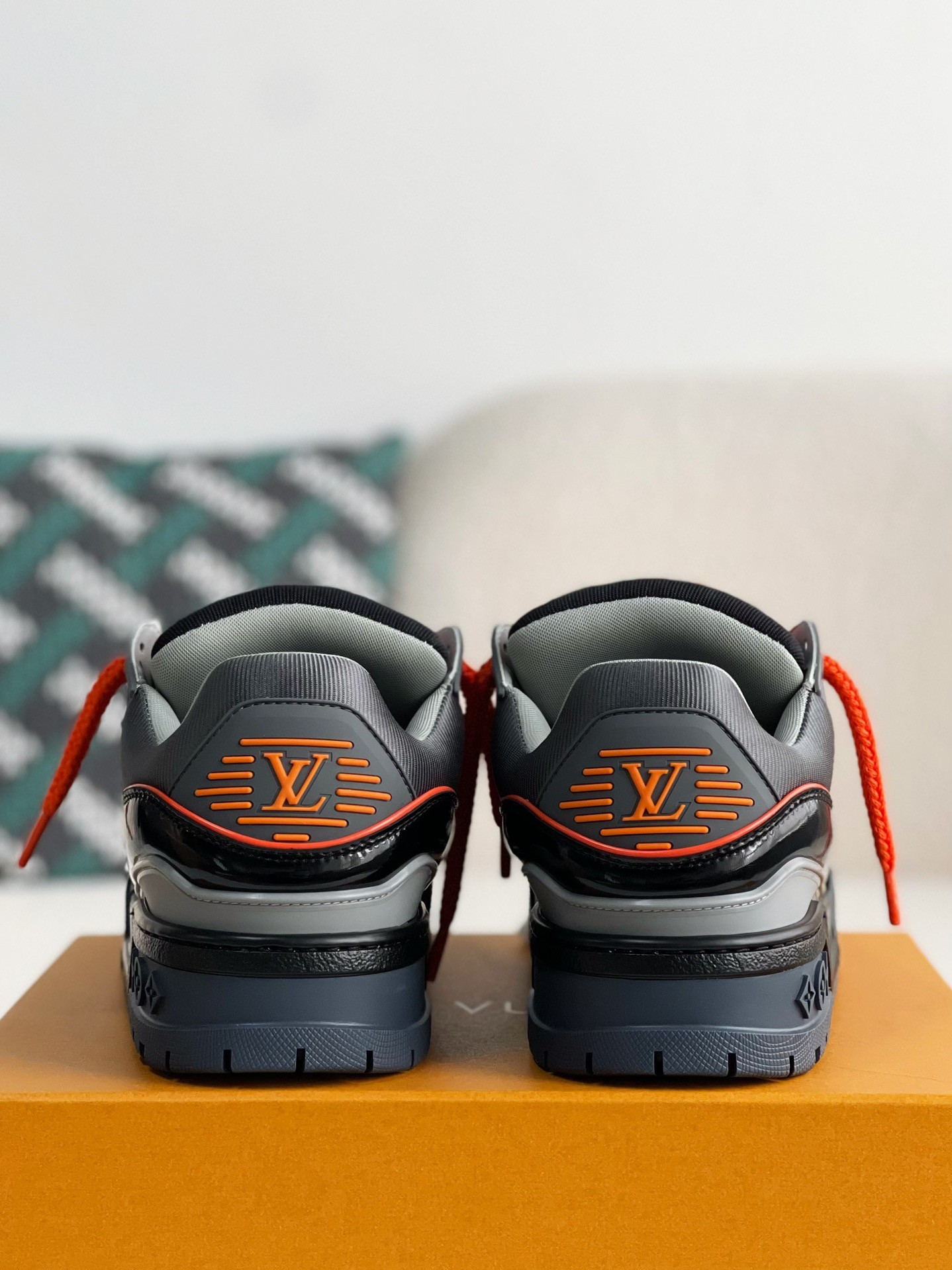 「#1761」LOUIS VUITTON TRAINER MAXI SNEAKERS - 图片 3