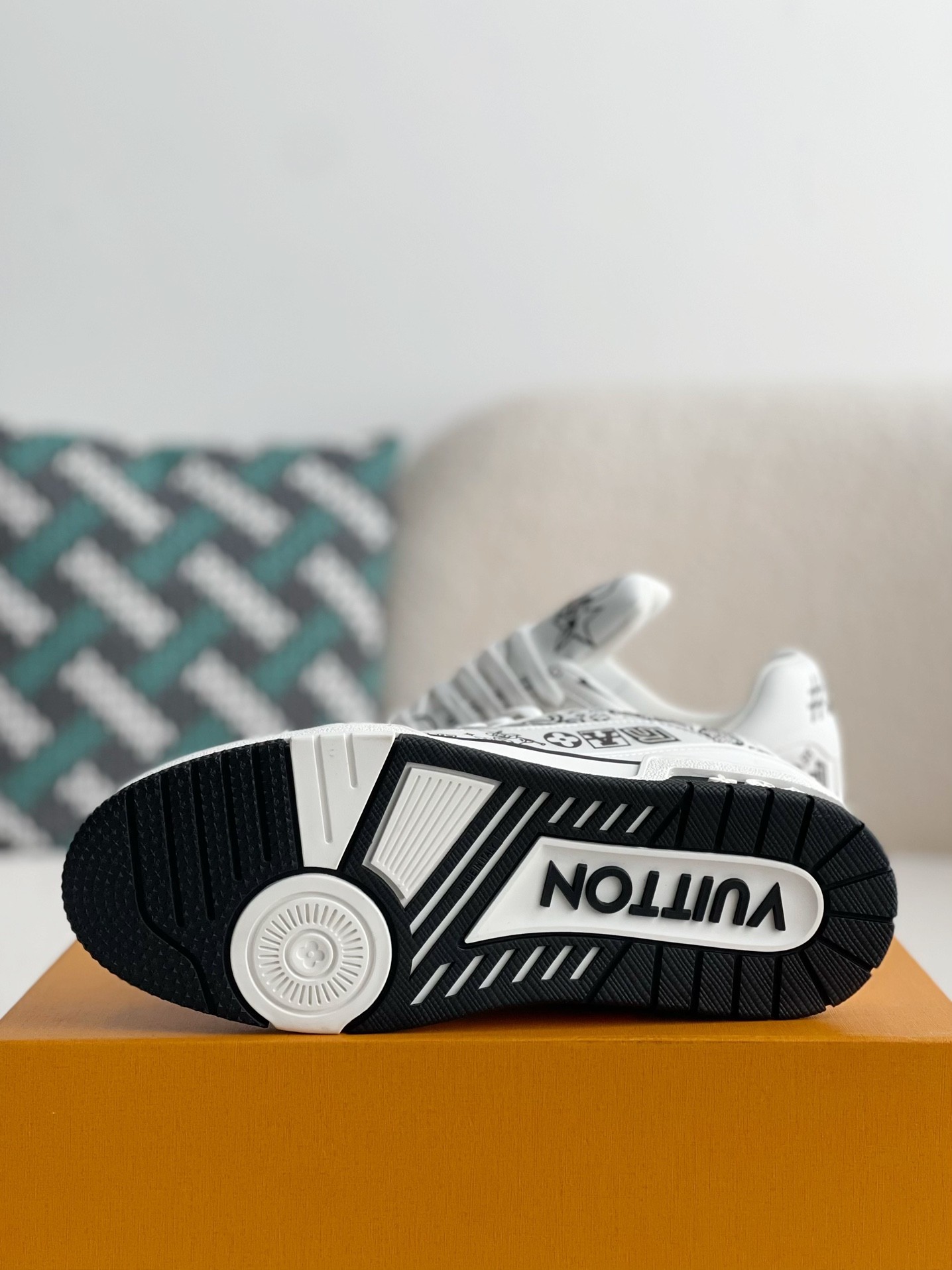 「#1816」LOUIS VUITTON SNEAKERS - 图片 5