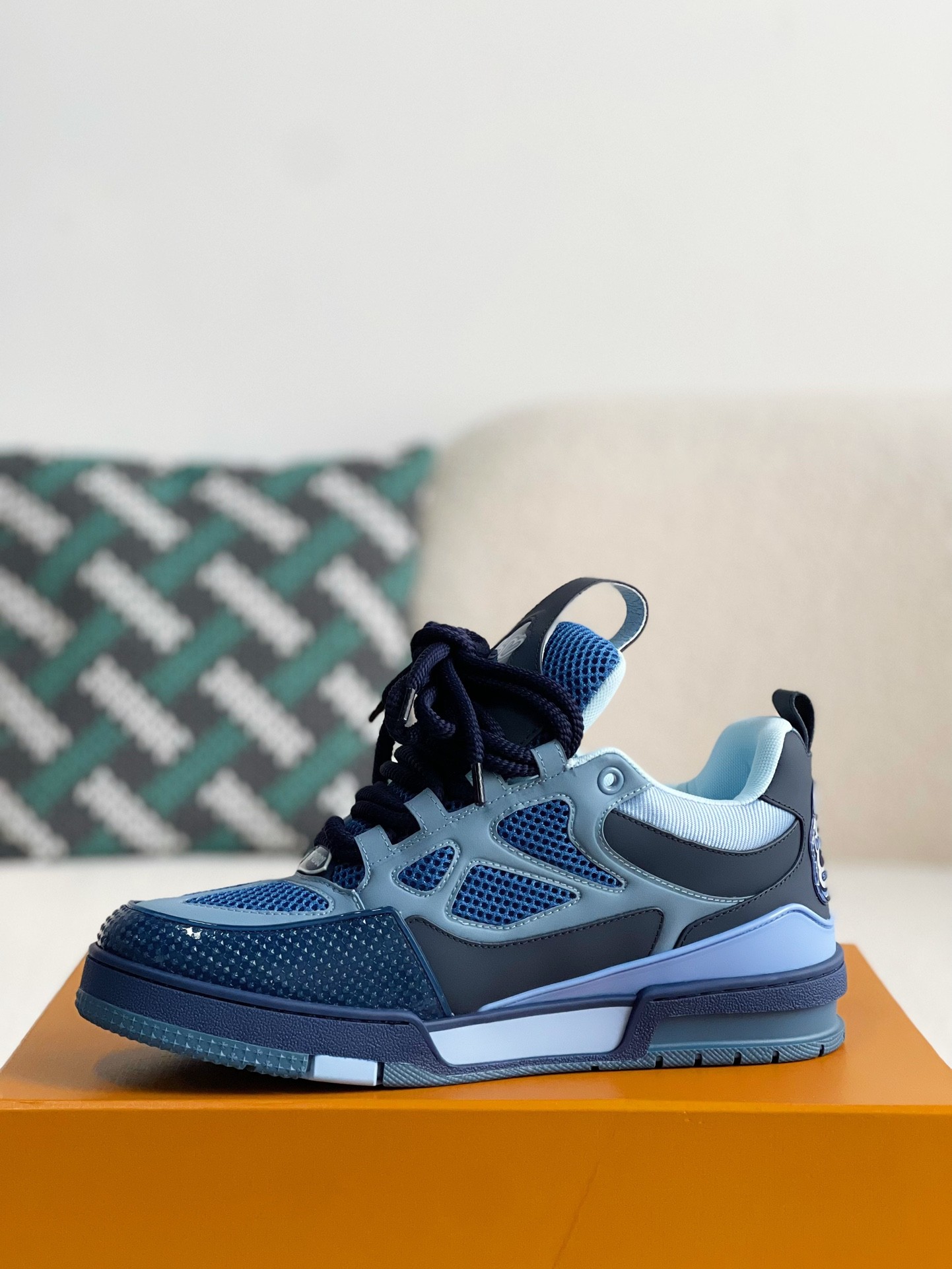 「#1842」LOUIS VUITTON SKATE SNEAKERS - 图片 4