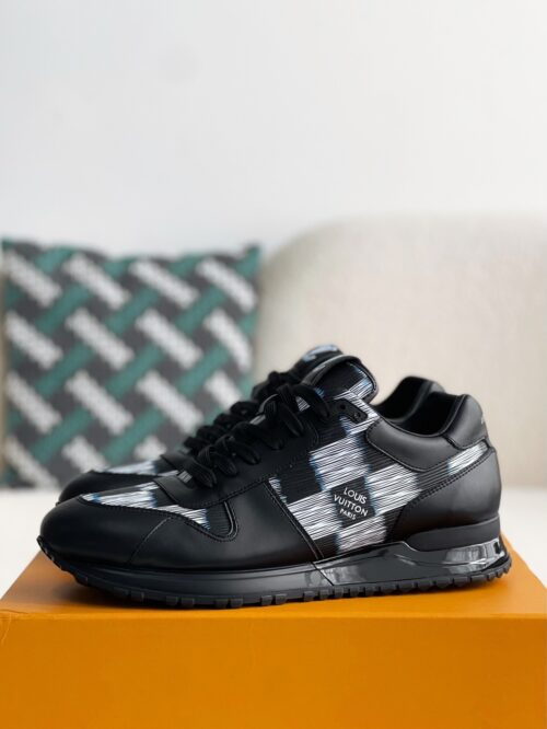 「#1876」Louis Vuitton Run Away Sneakers