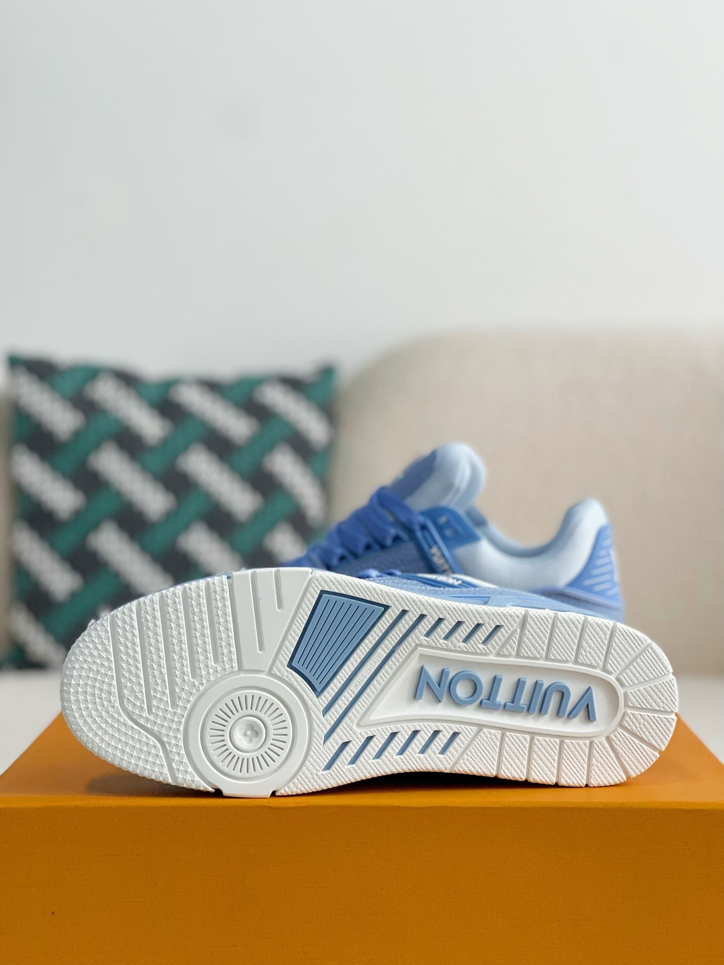 「#1888」LOUIS VUITTON SNEAKERS - 图片 5