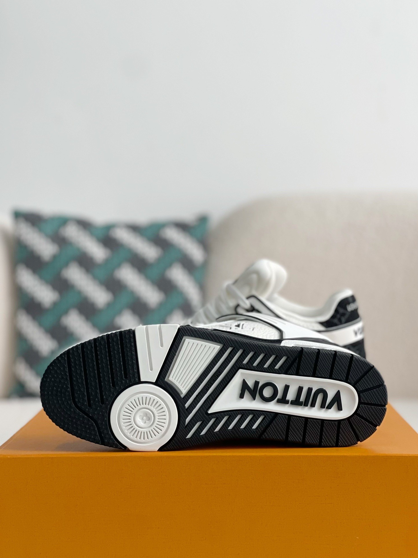 「#1900」LOUIS VUITTON SNEAKERS - 图片 5