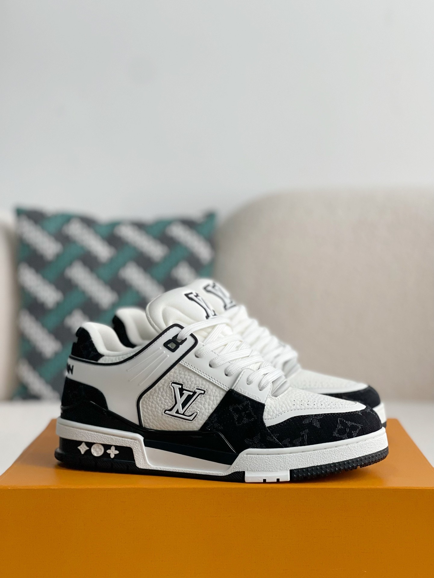 「#1900」LOUIS VUITTON SNEAKERS - 图片 2