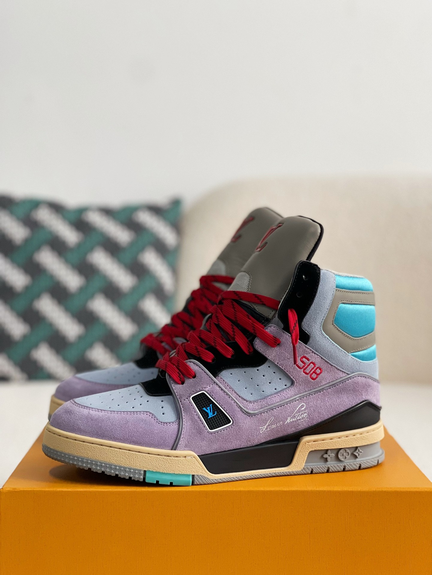 「#1928」LOUIS VUITTON TRAINER SNEAKERS