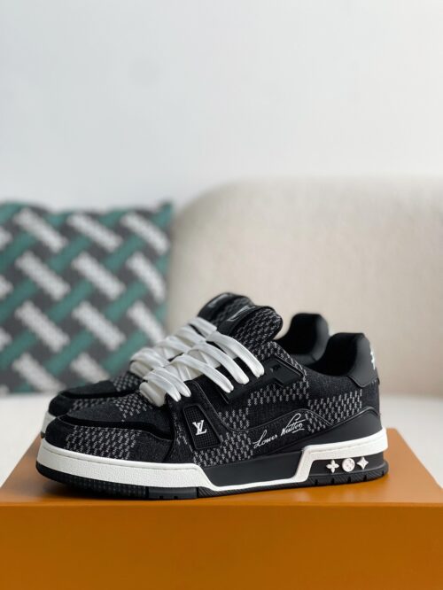 「#1930」LOUIS VUITTON SNEAKERS