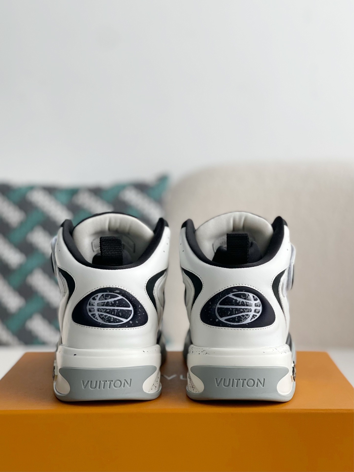 「#1966」LOUIS VUITTON Trainer Adjustable Mode Paste Sports Casual Shoes - 图片 3