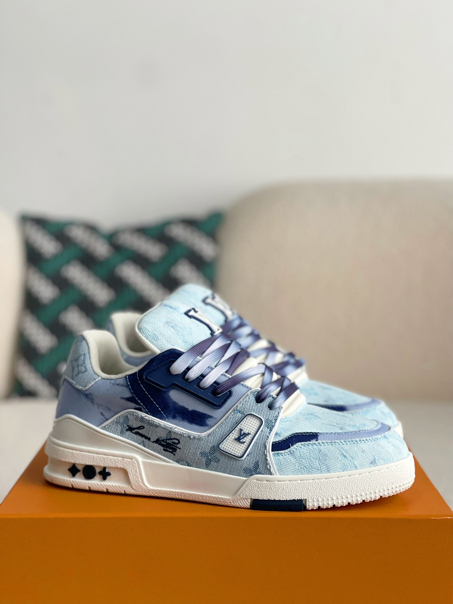 「#1994」 LOUIS VUITTON TRAINER SNEAKERS - 图片 2