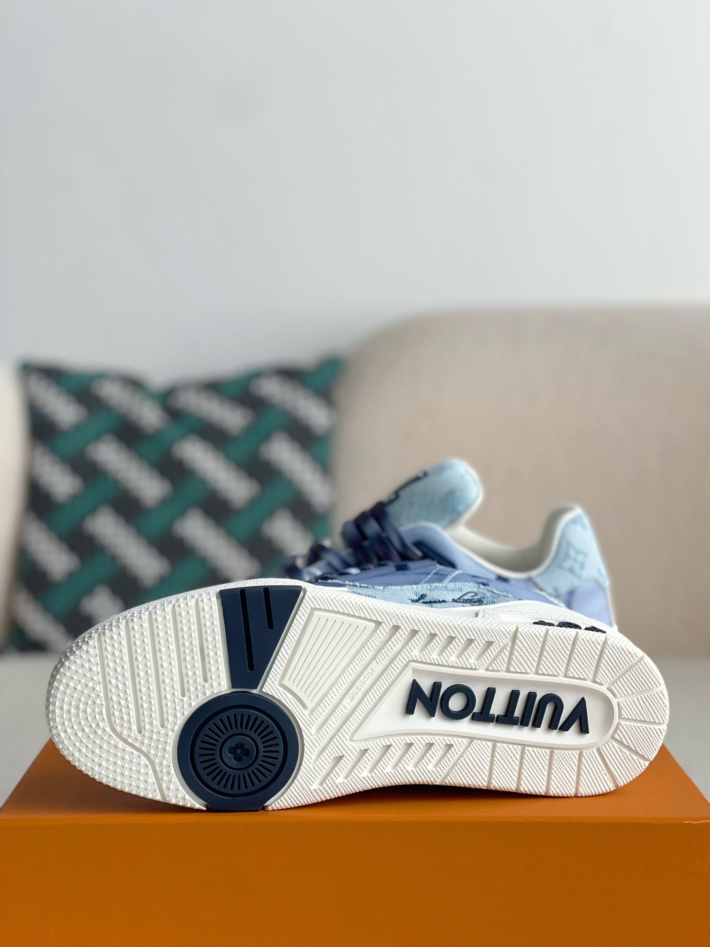 「#1994」 LOUIS VUITTON TRAINER SNEAKERS - 图片 5