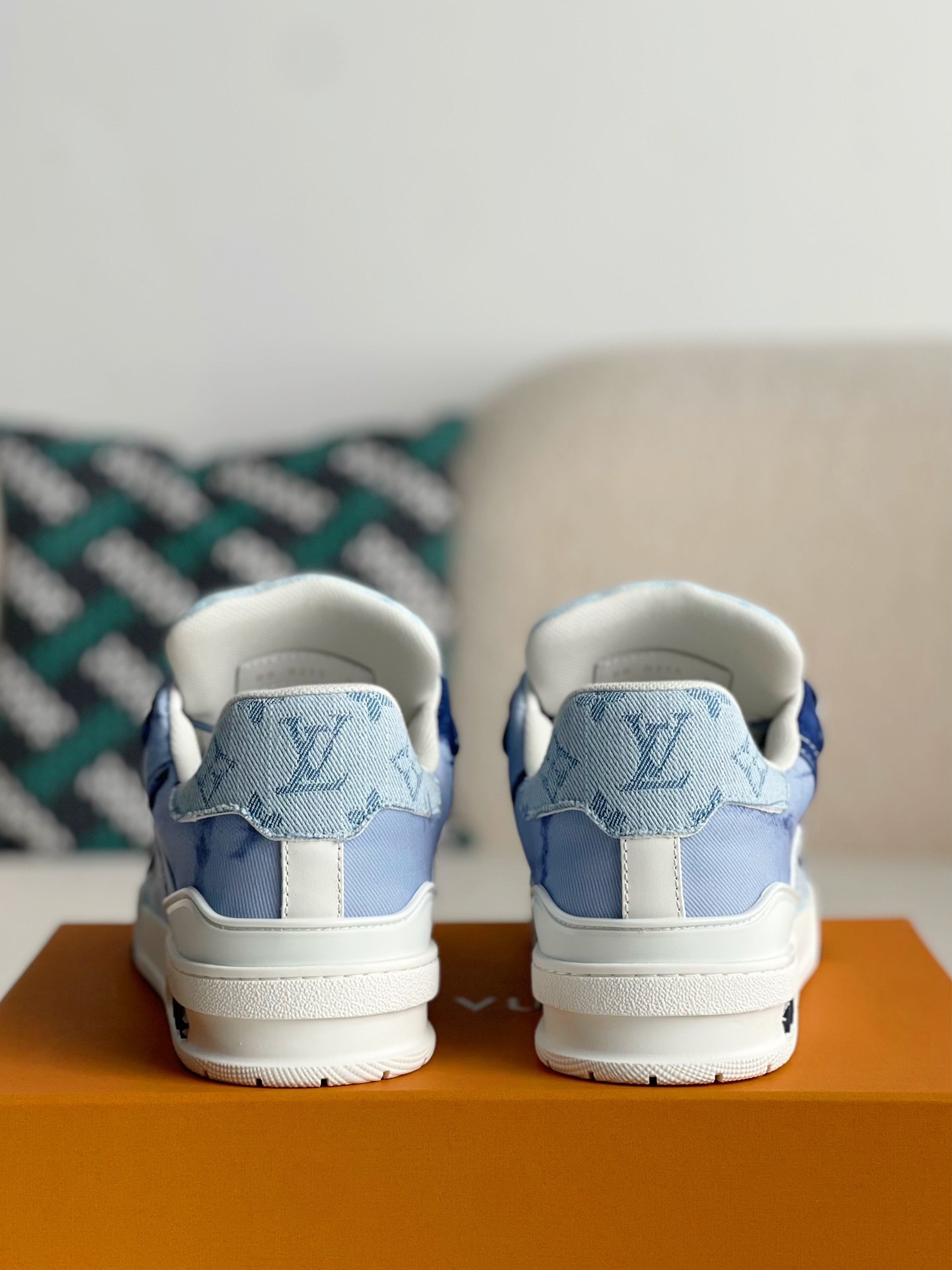 「#1994」 LOUIS VUITTON TRAINER SNEAKERS - 图片 3