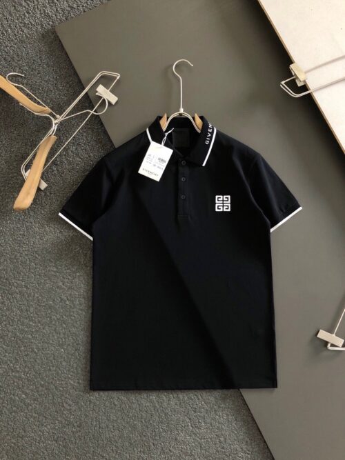 「#2063」Givenchy Monochrome embroidered polo shirt with lapel