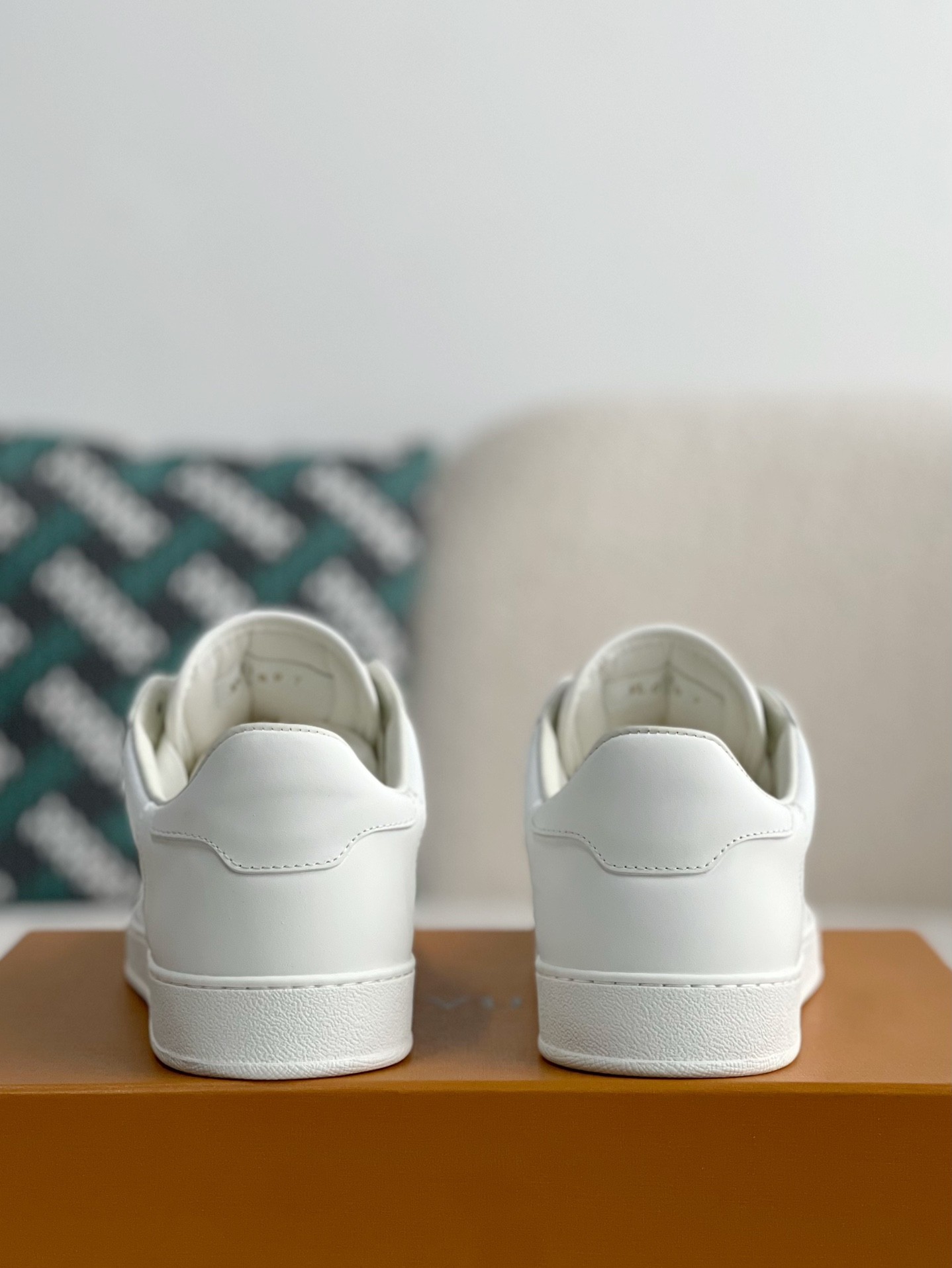 「#2069」LOUIS VUITTON RIVOLI SNEAKERS - 图片 3