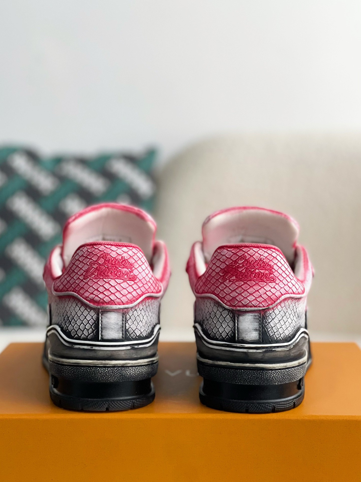 「#2167」LOUIS VUITTON SNEAKERS - 图片 3