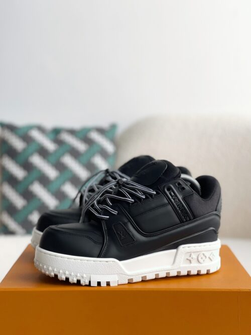 「#2196」 LOUIS VUITTON TRAINER Maxi SNEAKERS