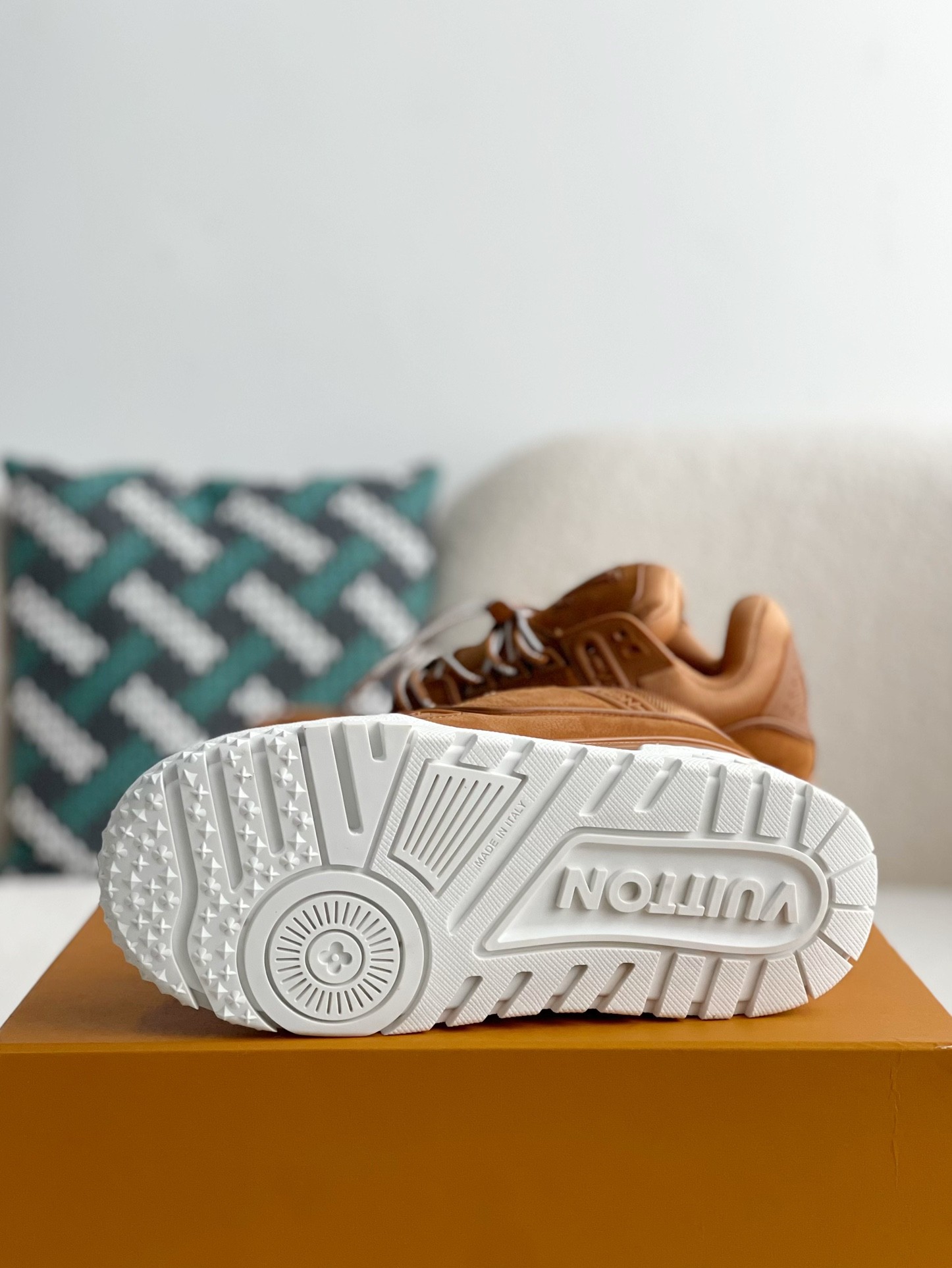 「#2197」 LOUIS VUITTON TRAINER SNEAKERS - 图片 5