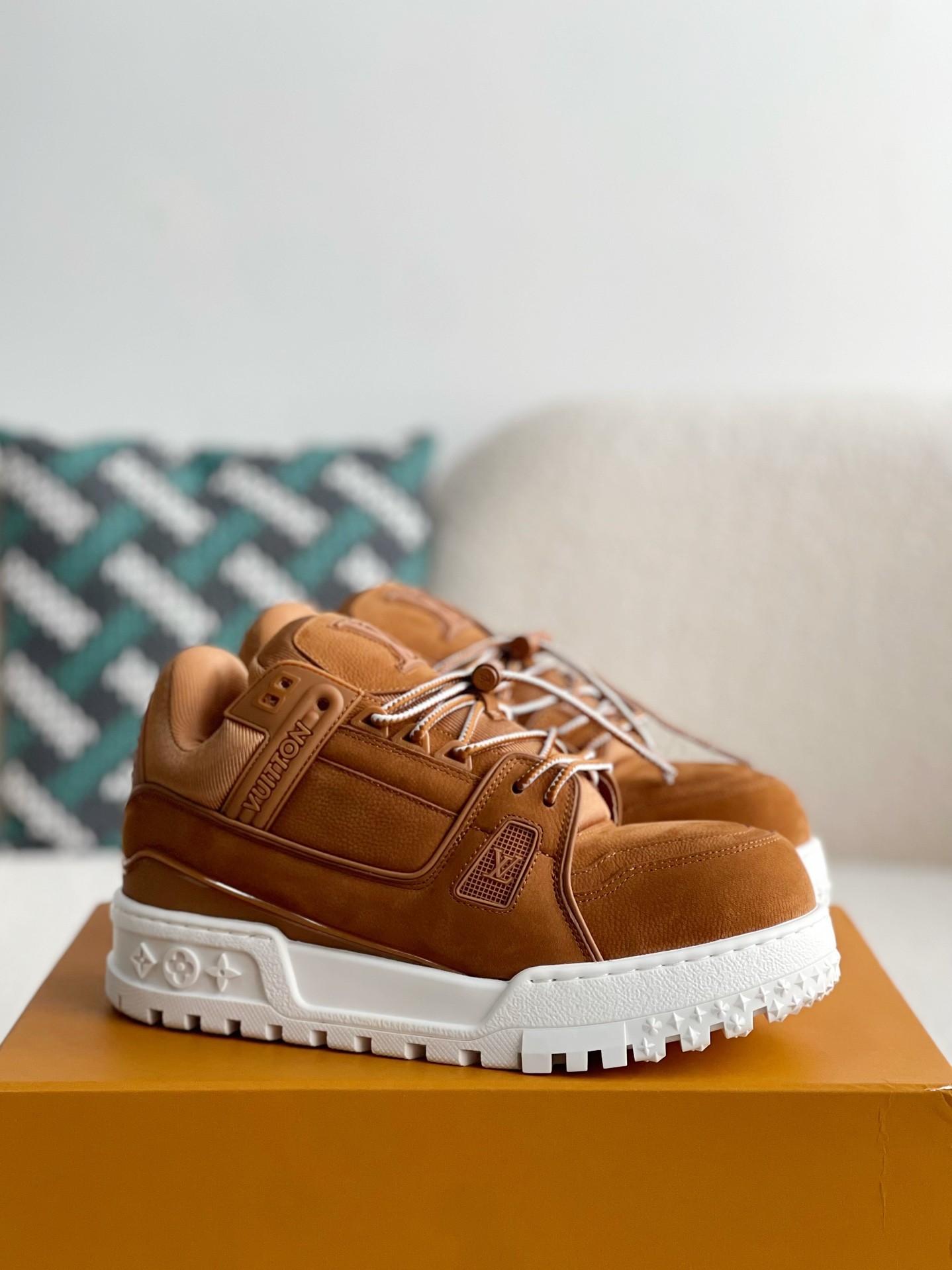 「#2197」 LOUIS VUITTON TRAINER SNEAKERS - 图片 2
