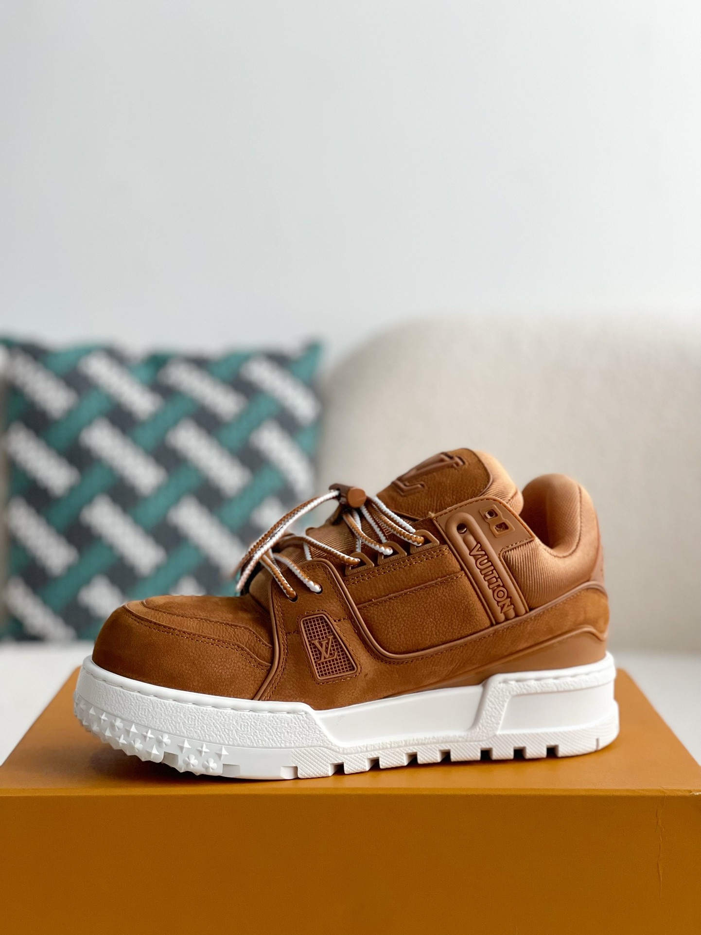 「#2197」 LOUIS VUITTON TRAINER SNEAKERS - 图片 4