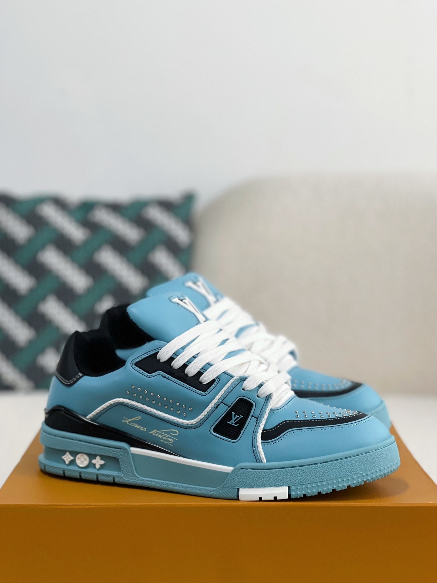 「#2200」LOUIS VUITTON SNEAKERS - 图片 2
