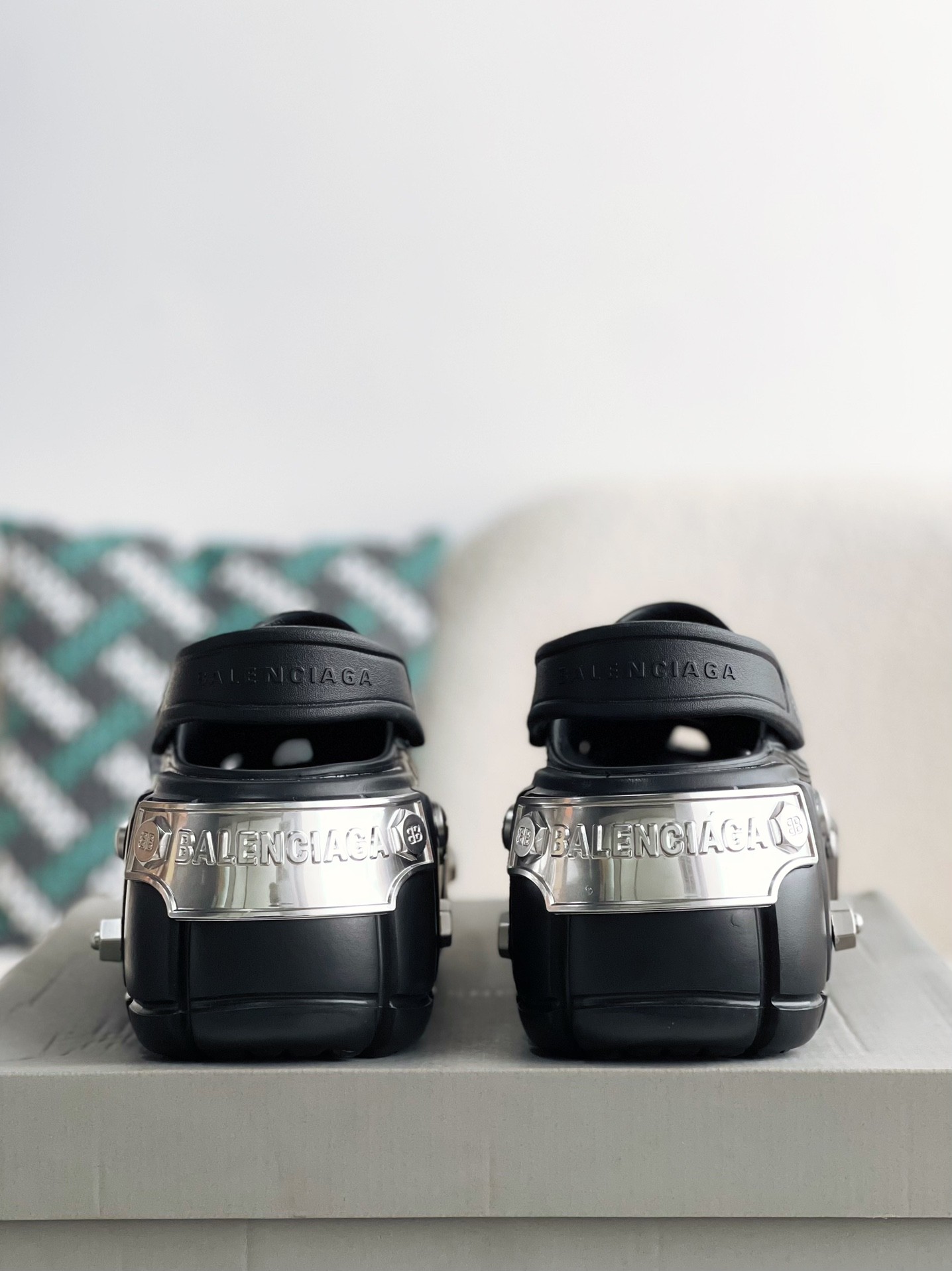 「#2212」 Balenciaga Crocs - 图片 3