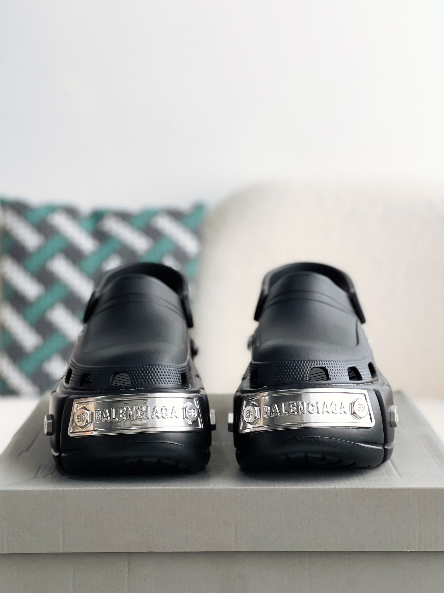 「#2212」 Balenciaga Crocs - 图片 4