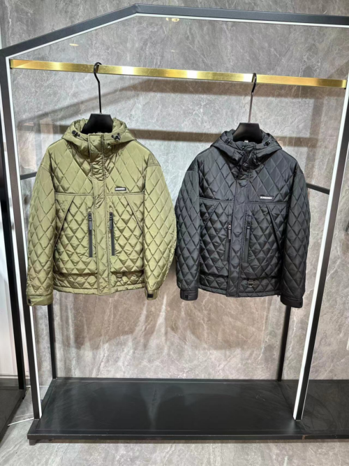 「#2325」Burberry Hooded Jacket Padded Series
