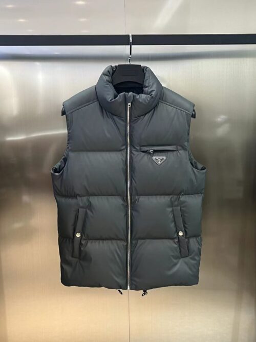 「#2368」Prada white goose down vest