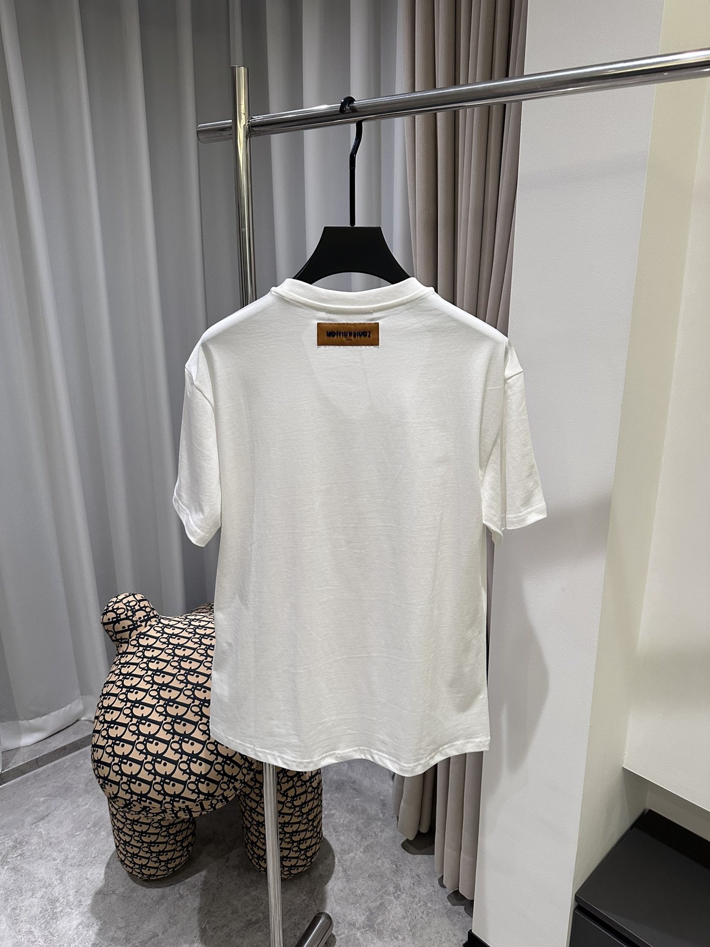 「#2394」Louis Vuitton 24ss pearl lettering embroidered round neck T-shirt - 图片 2